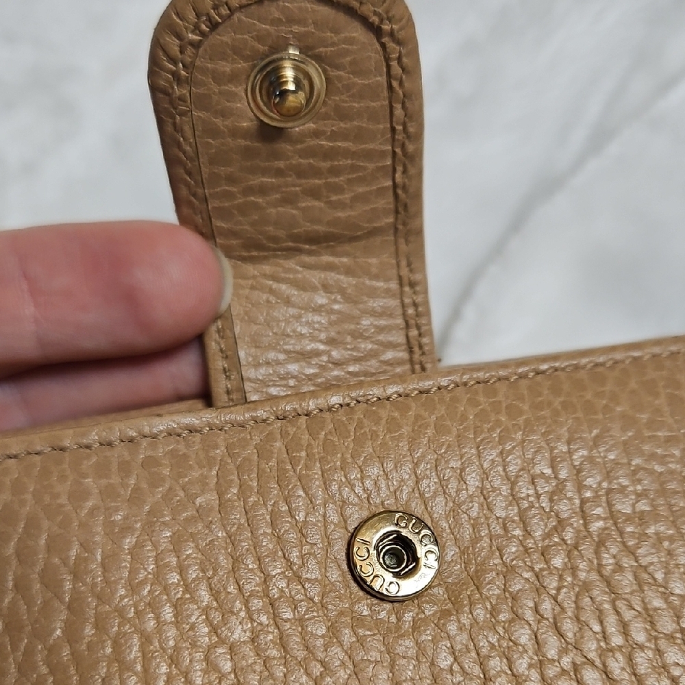 Gucci Interlocking G Compact Wallet Tan Dollar Calfskin Leather - Picture 10 of 14